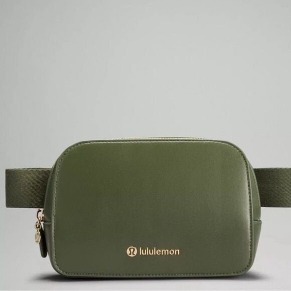 Lululemon Everywhere Belt Bag 1L Cactus Leather Alternative in Barack Green. NWT - Picture 1 of 16